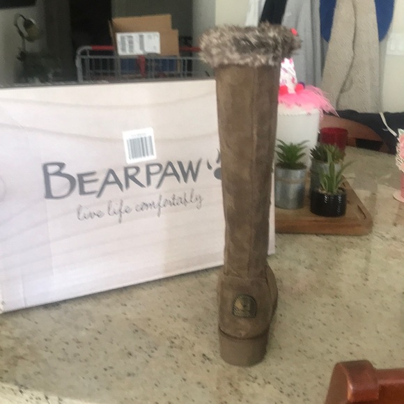 Bear paw knee-high lined snow boots. - Picture 5 of 5